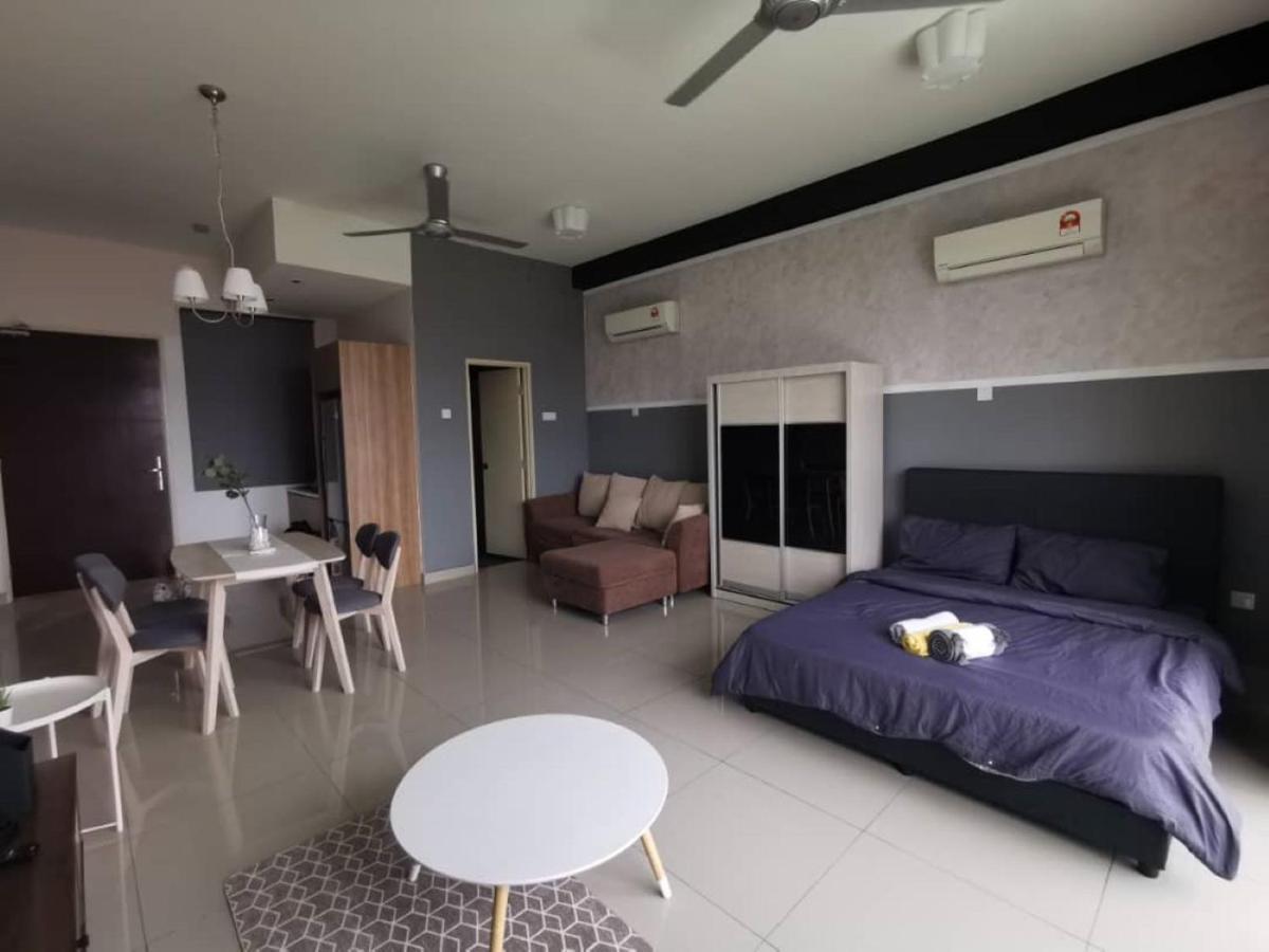 11-Modern Homestay Palazio Lake View Mount Austin Palazio Near Aeon Themepark Toppen Ikea Johor Bahru Exteriör bild